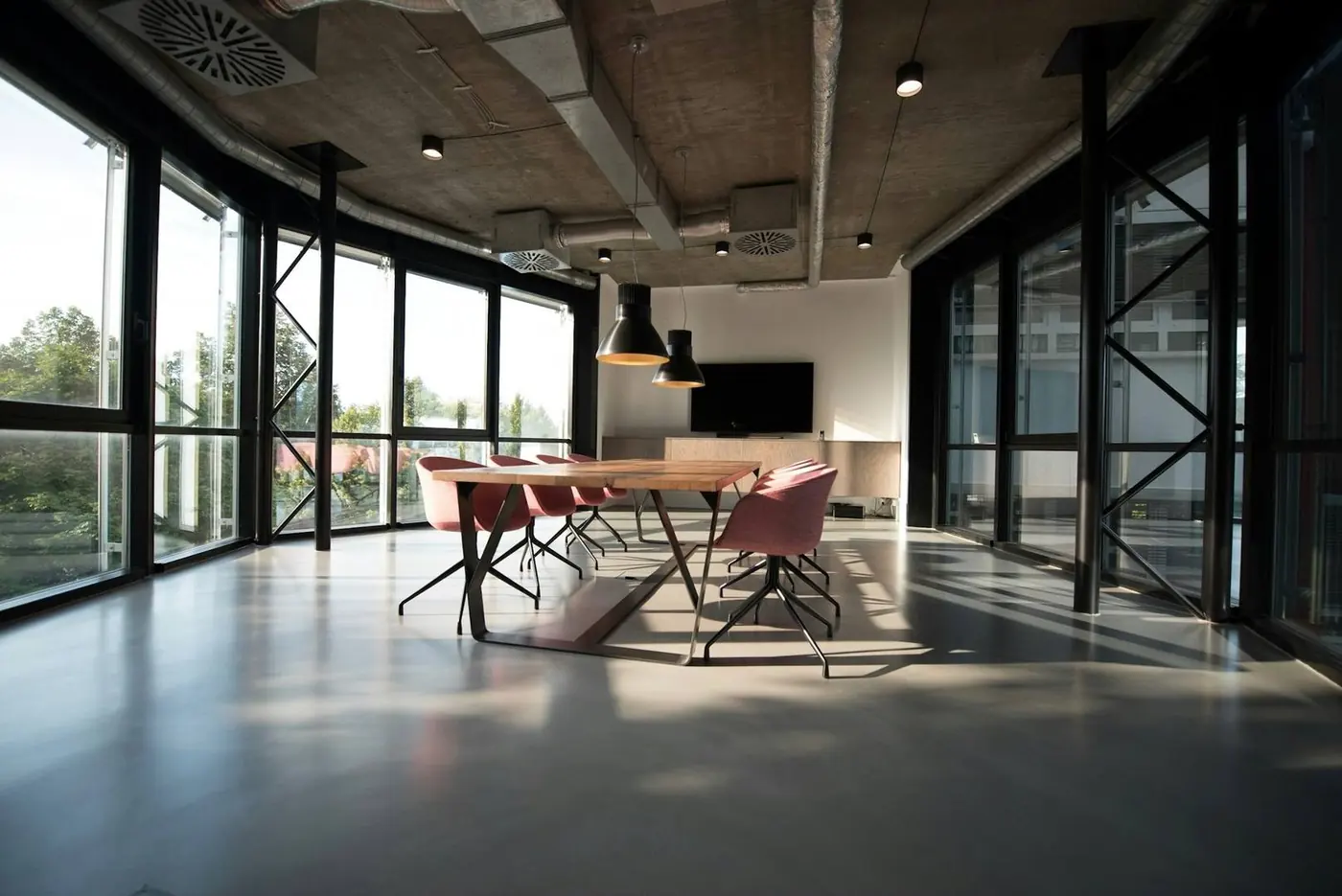 Moderna kancelarija — Designum digitalni partner za rast